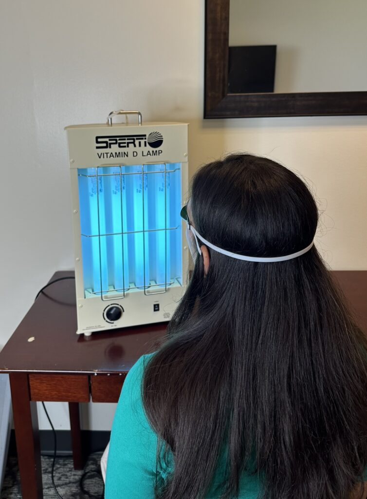 Who can SPERTI Vitamin D Sunlamp help?